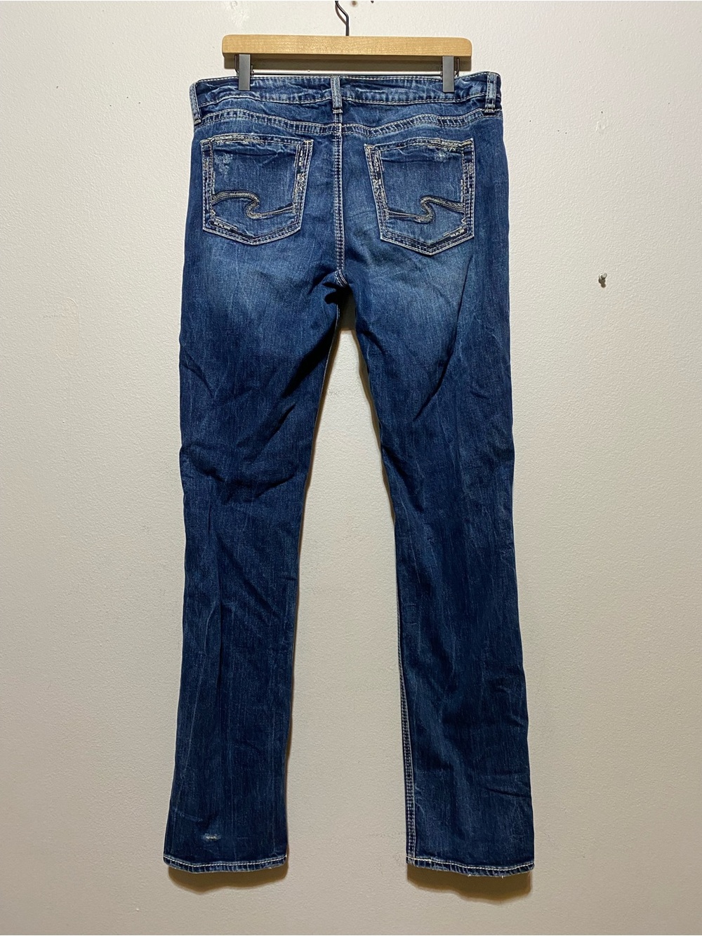 Silver Jeans ELYSE STRAIGHT Distressed Dark Wash Denim 34x34
